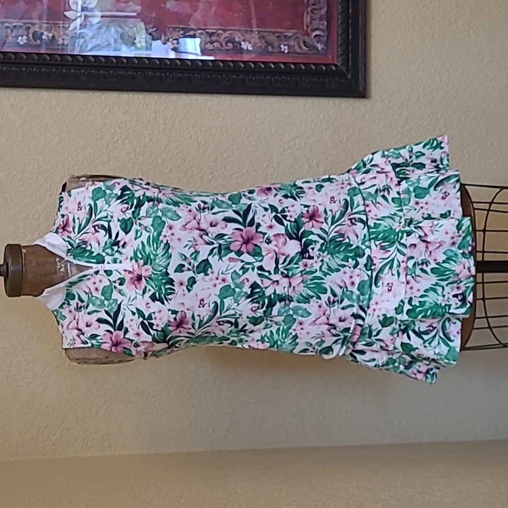 NWT Tommy Bahama Golf Sleeveless Top & Skort Tennis  Tropical Floral S